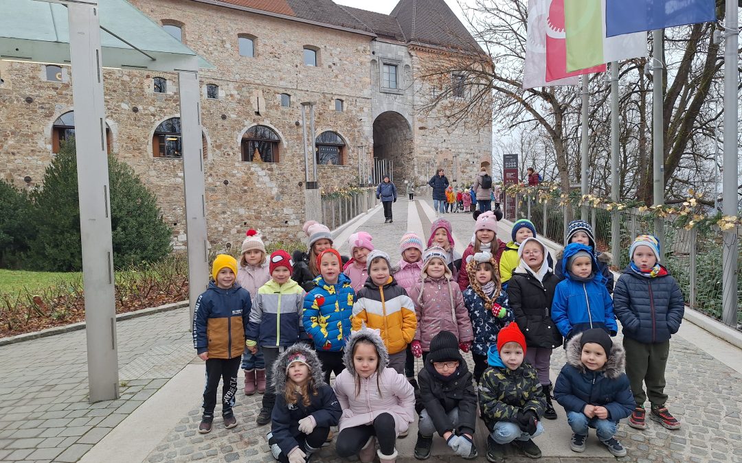 Zaščiteno: V Ljubljano, v Ljubljano, v Ljubljano gremo mi, lala lalalala, lala lalalali…